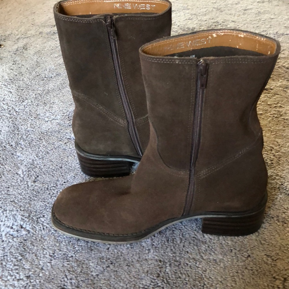 Nine West suede ankle boot - almost new
